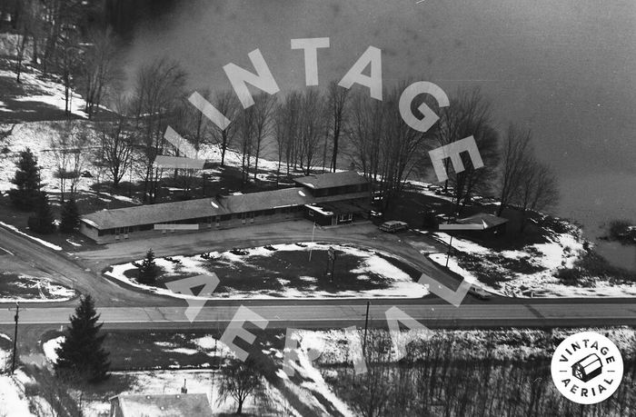 Timberlane Motel - 1974 Photo